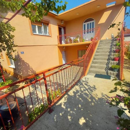 Stan Uljarevic Apartment Bileca Luaran gambar