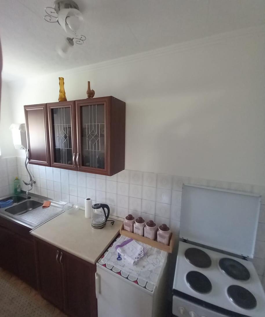 Stan Uljarevic Apartment Bileca Luaran gambar